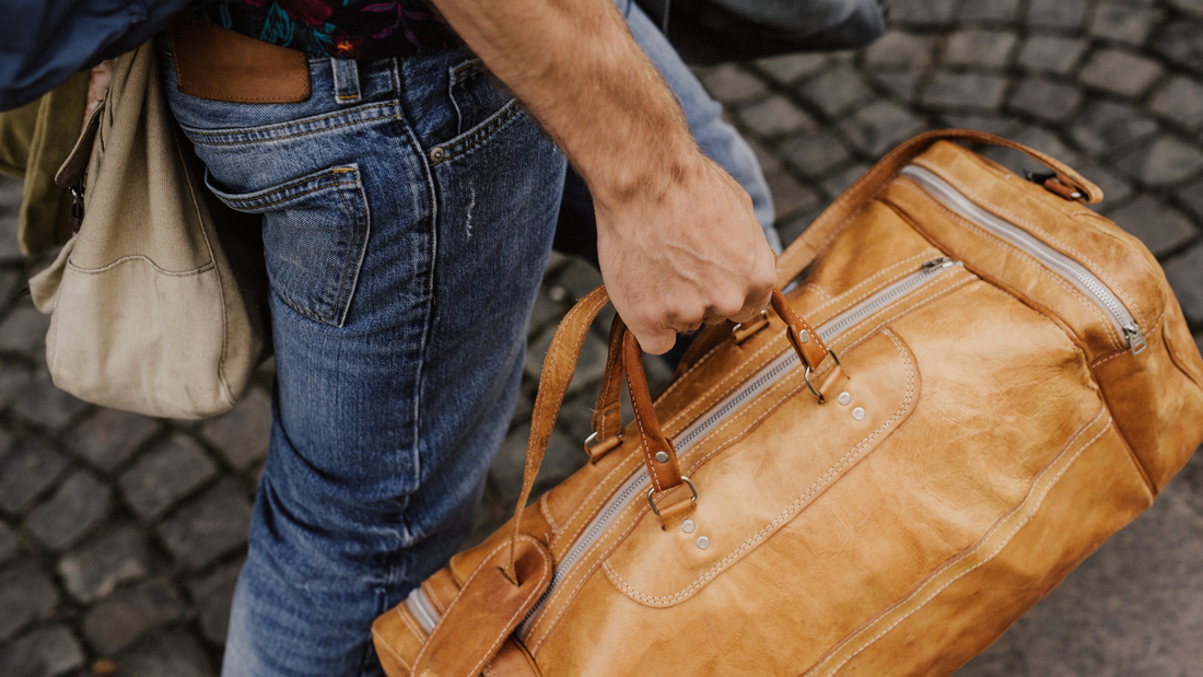 How to Pack Light: Carry-On Packing List for 7 Days