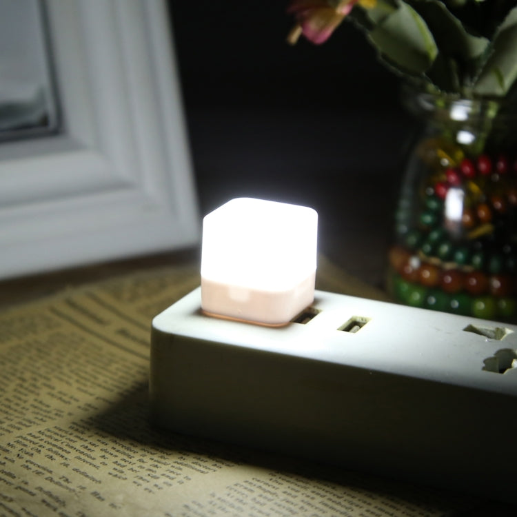 Nomad Cube USB LED Lamp